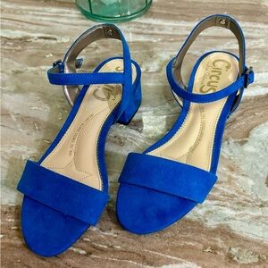 CIRCUS by Sam Edelman sapphire blue Ibis Block Heel Sandals. Size 5